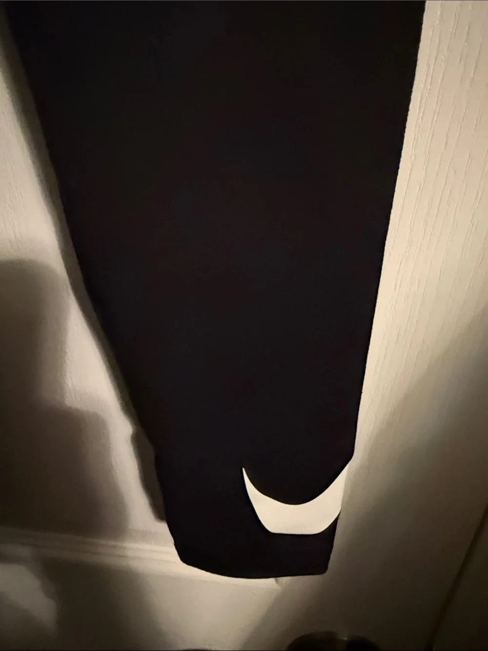 Nike Little Kids Black Leggings with White Swoosh size 4/XS 3-4 YRS NWT